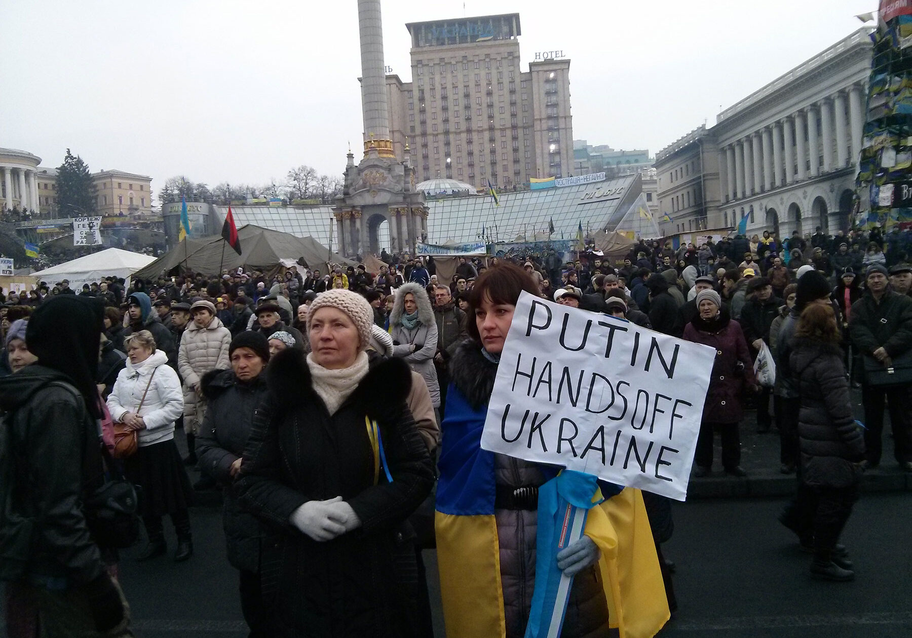 Protesters against Putin in Maidan Square March 2014